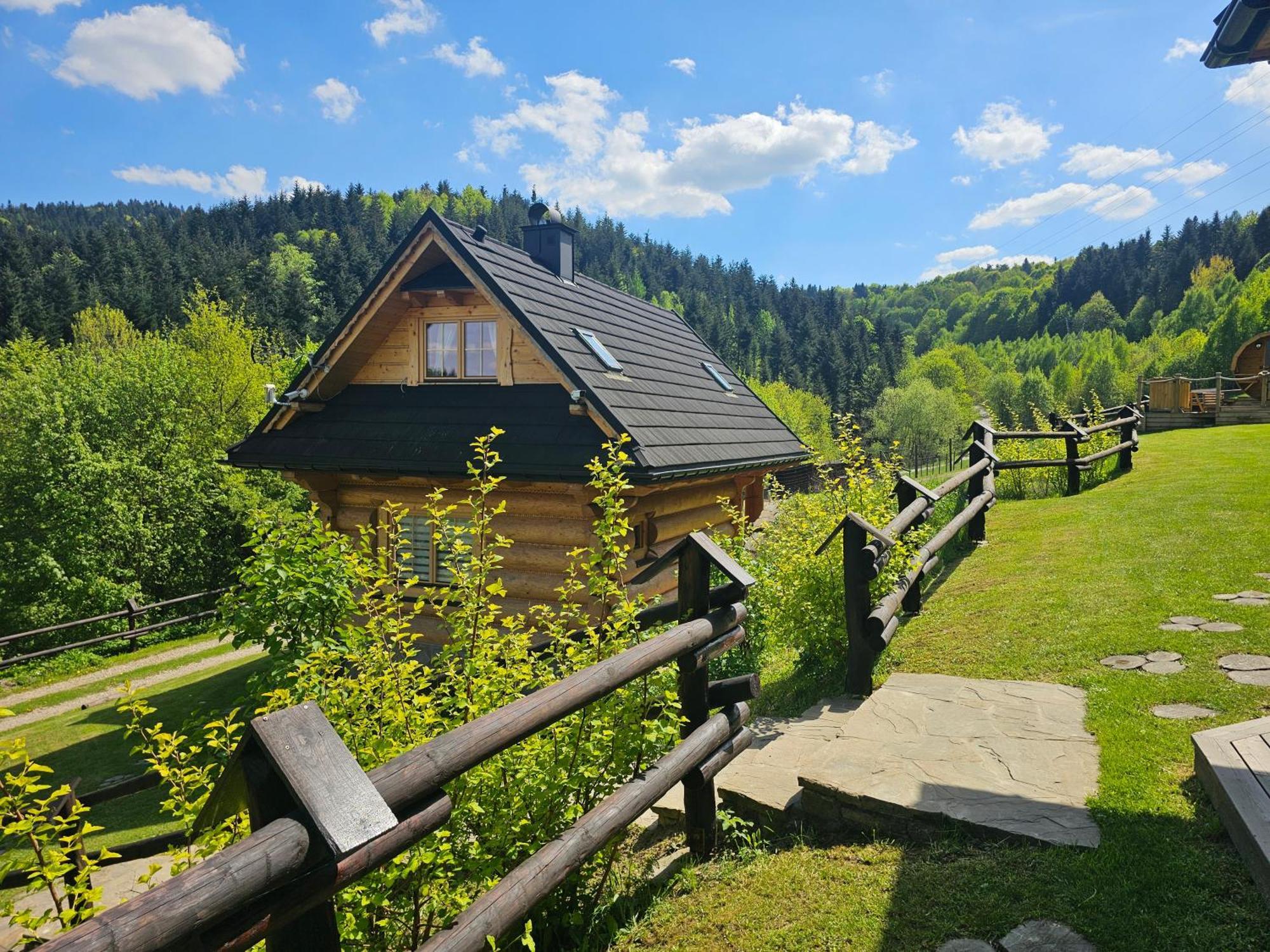 Osada Mala Kozowka Villa Myślenice Exteriör bild